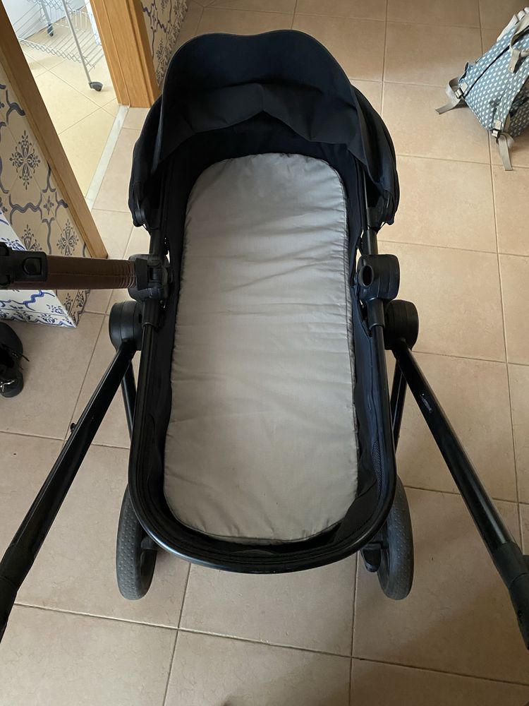 Grande oportunidade carrinho Maxi-cosi praticamente novo