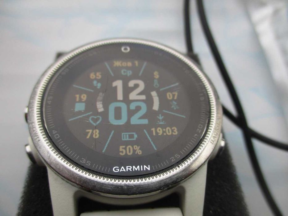 Спортивний годинник Garmin Fenix 5S