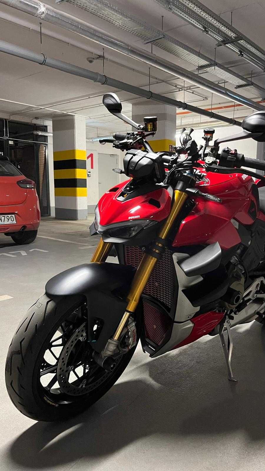 Ducati Streetfighter V4S , Salon PL