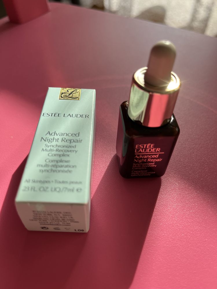 NOWE serum Advanced Night Repair Estée Lauder