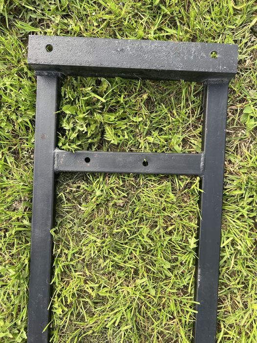 Підрамник на роздатку Нива Ваз 2132