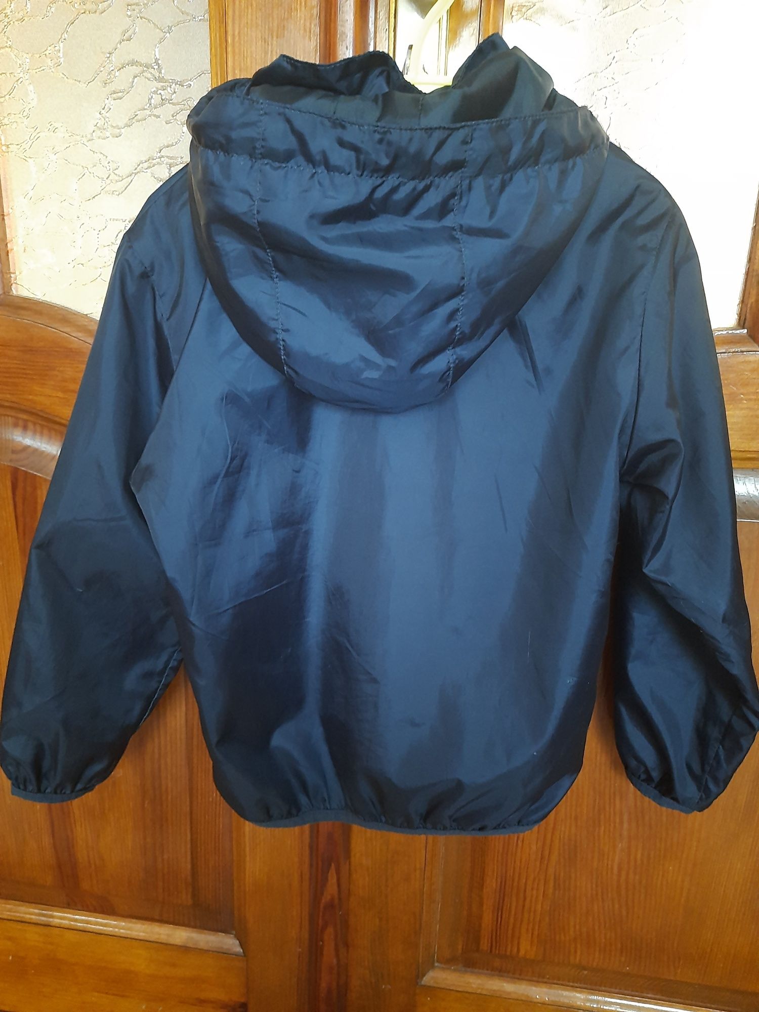 Вітровка, легенька куртка hm для хлопчика (4-6 років)