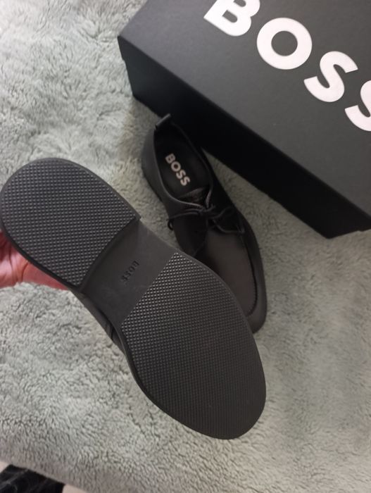 Sapatos tamanho 41 Hugo Boss