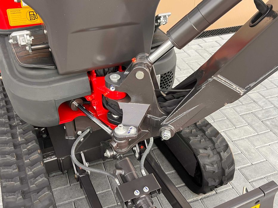 MINI GIRATORIA XN13 RHINOCEROS 1300KG Motor Kubota