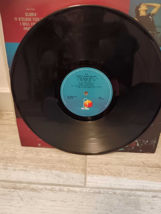 U2 live under a blood red sky vinil bom estado
