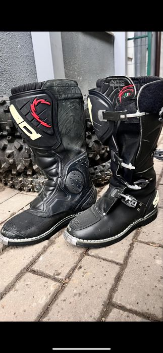 Продам мотоботи SiDi