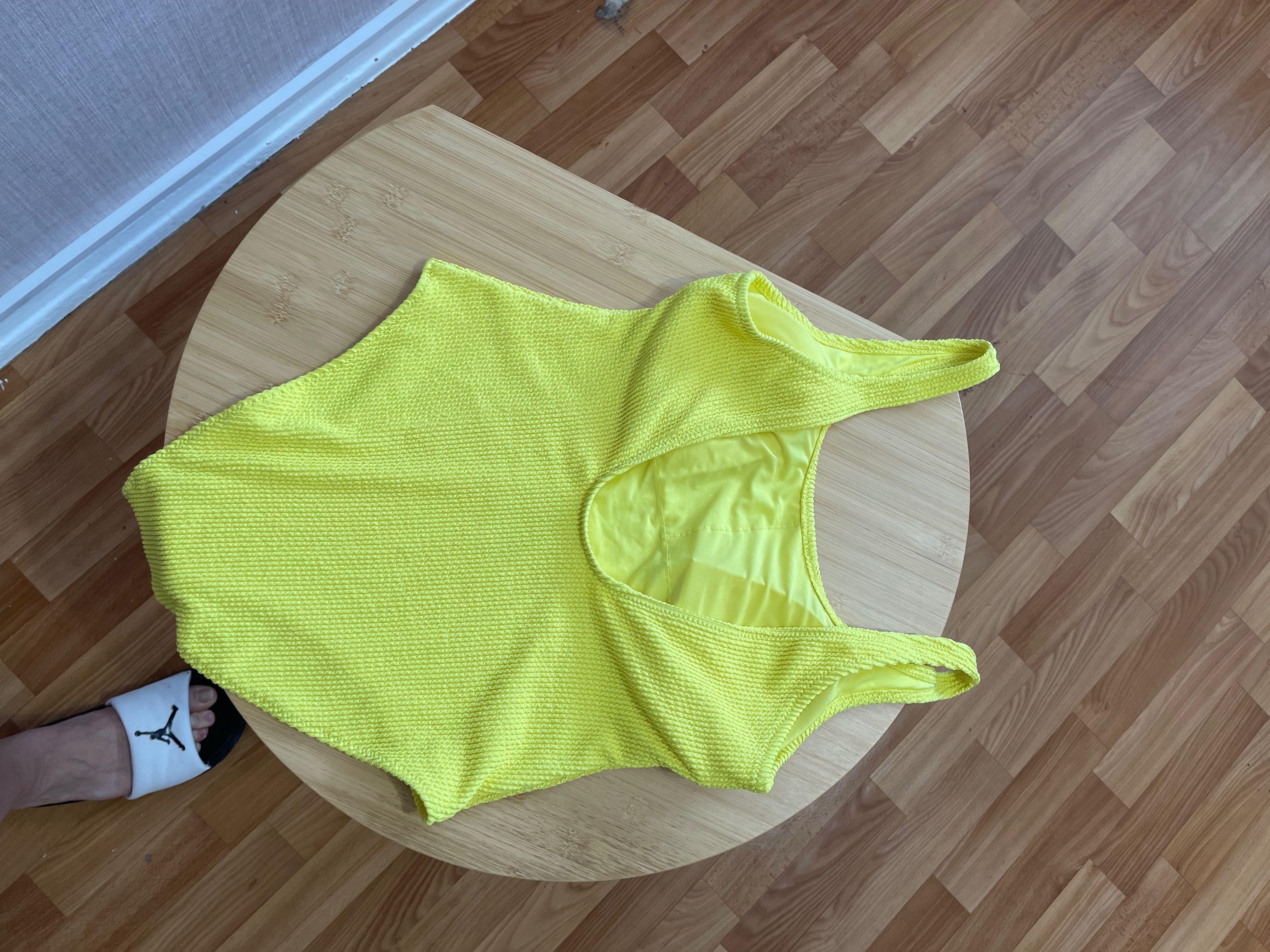 Купальник H & M        .