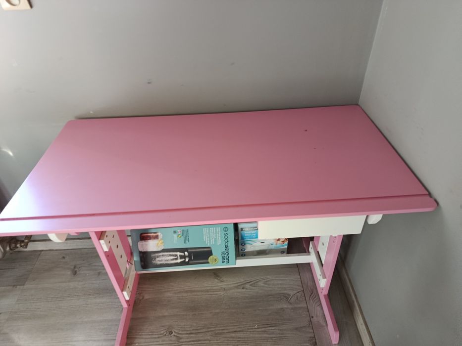 Sprzedam biurko z regulacją wysokości