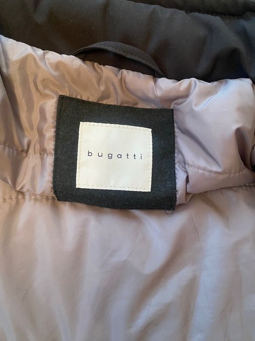 Тепла куртка Bugatti