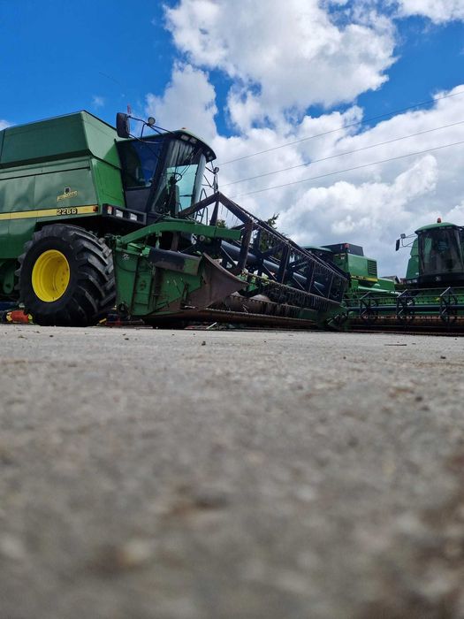 Kombajn zbożowy John Deere 2266, heder 5.4, koła 800, 2066,2056
