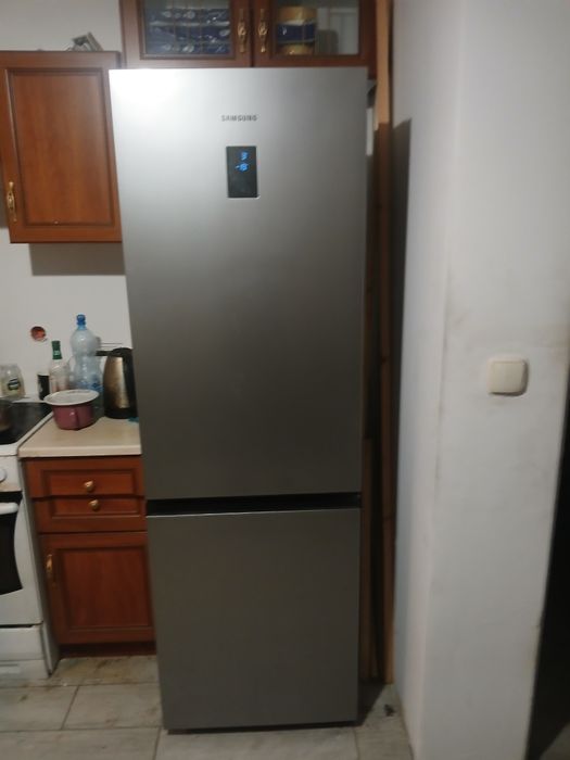 AGD lodówka samsung RB34T672DSA