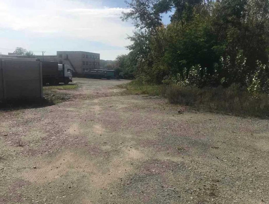 Продажа отдельно стоящего здания под склад или производство, г. Гайсин