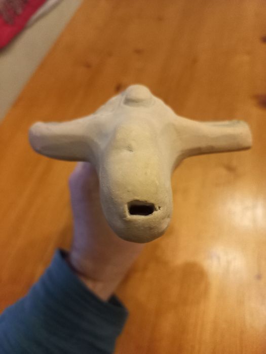 Flauta em barro maya