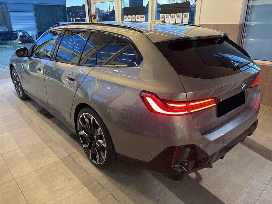 BMW Seria 5 540d xDrive M Sport 3.0 (303KM) | Systemy asystujące kierowcy Plus!