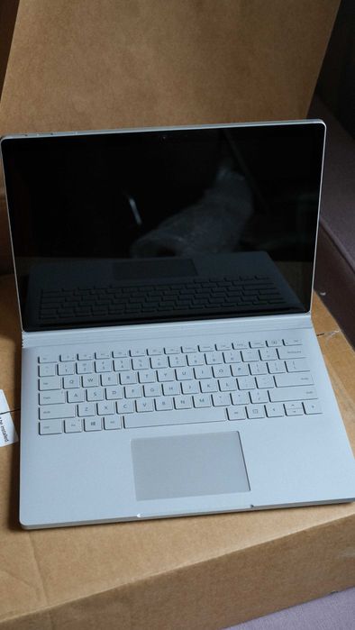 Surface Book 2 13.5" GTX 1050 16GB RAM