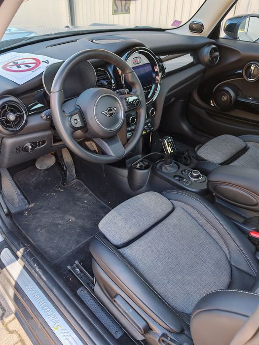 Mini Cooper s elektryczny 2022