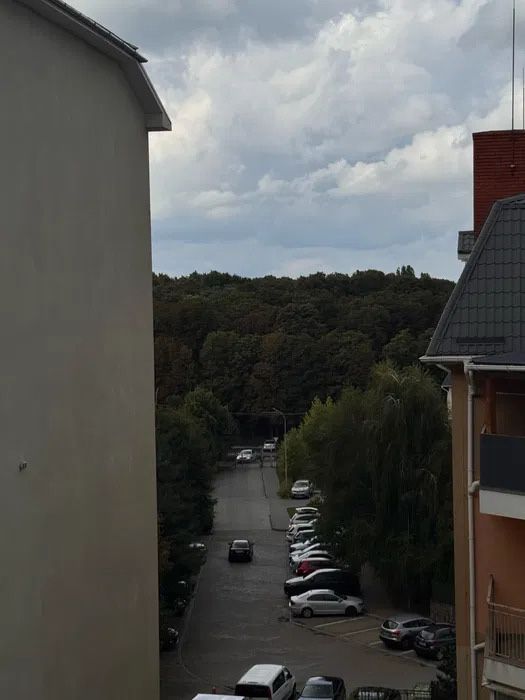 Продам шикарну 2к квартиру в р-ні Боздош. Газове опалення. Ліфт