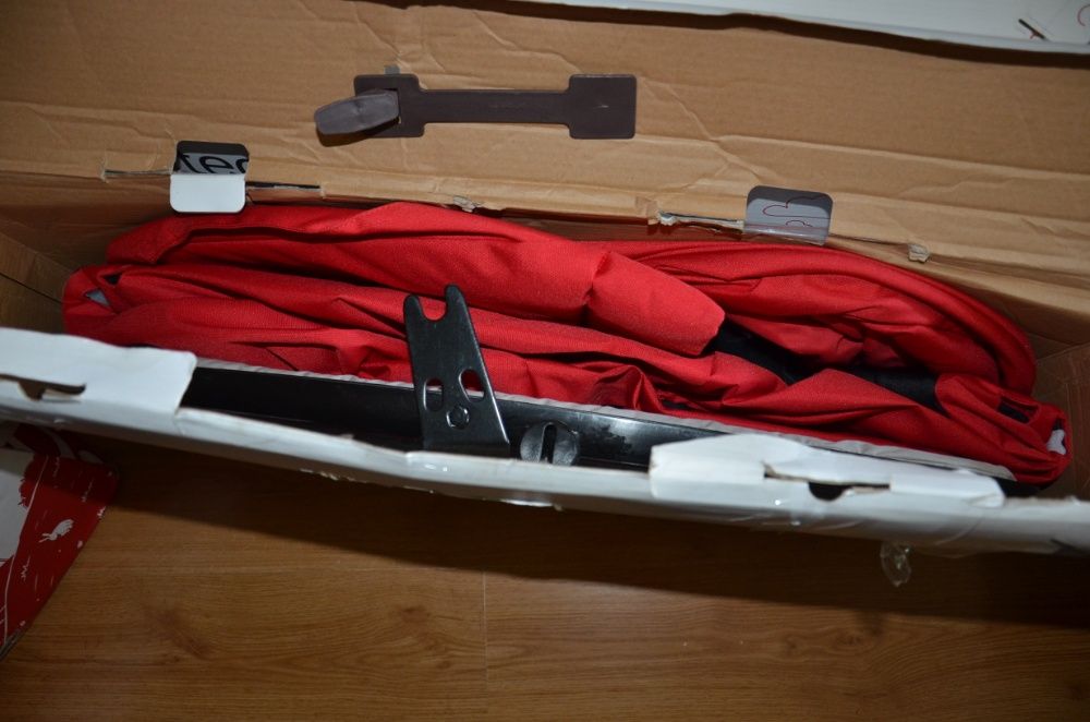Gondola Snug do wózka Phil & Teds DASH v5 * czerwona