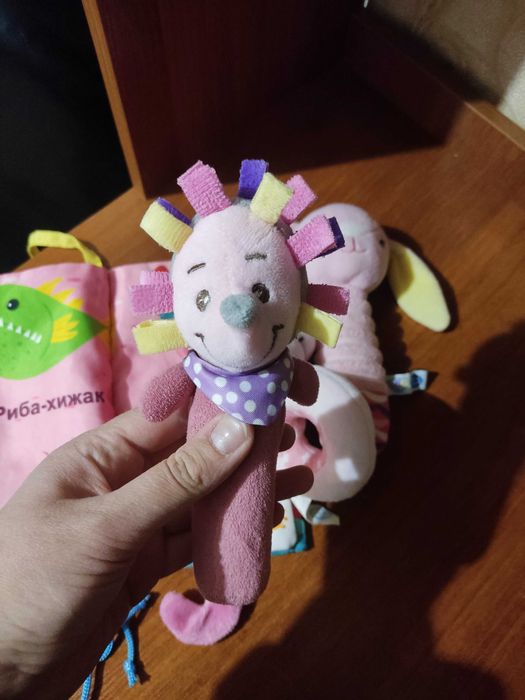 Іграшки для малят