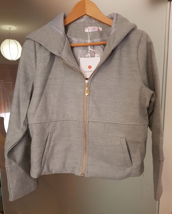 Casaco fazenda cinzento