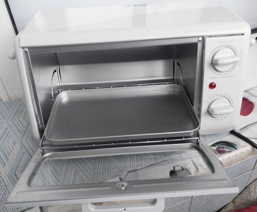 Электрическая Мини-печь Clatronic T-GO 2195