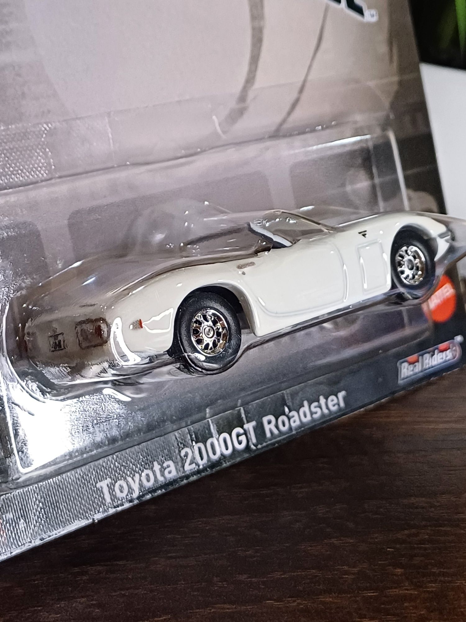 Hot Wheels Premium Toyota 2000GT Roadster 007 You Only Live Twice