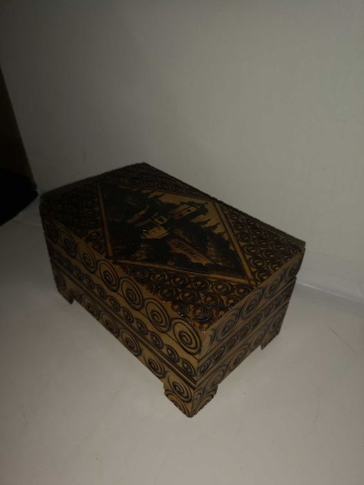 SZKATUŁKA drewniana