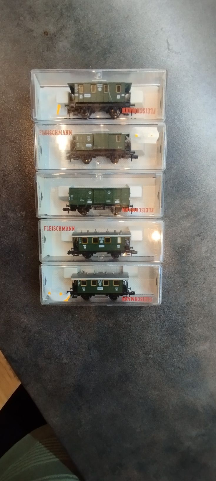 Fleischmann 1:160 N Zestaw wagonów kolejowych 5 szt.