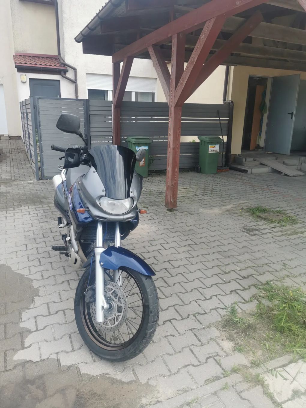 Suzuki XF Suzuki XF 650 Freewind