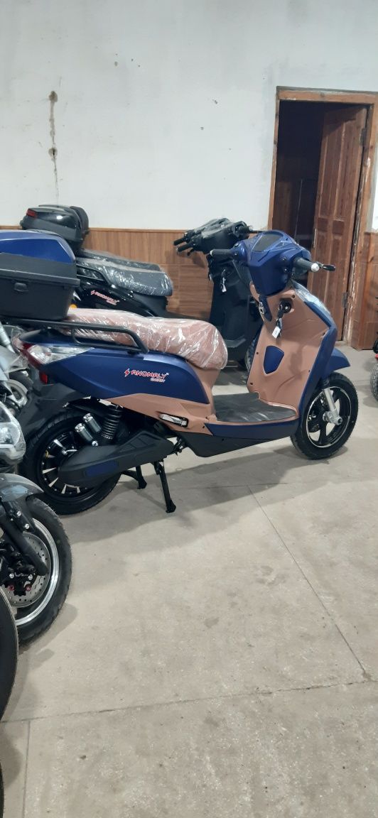 Електроскутер CS 2 Pro 3000w 32Ah літієва батарея