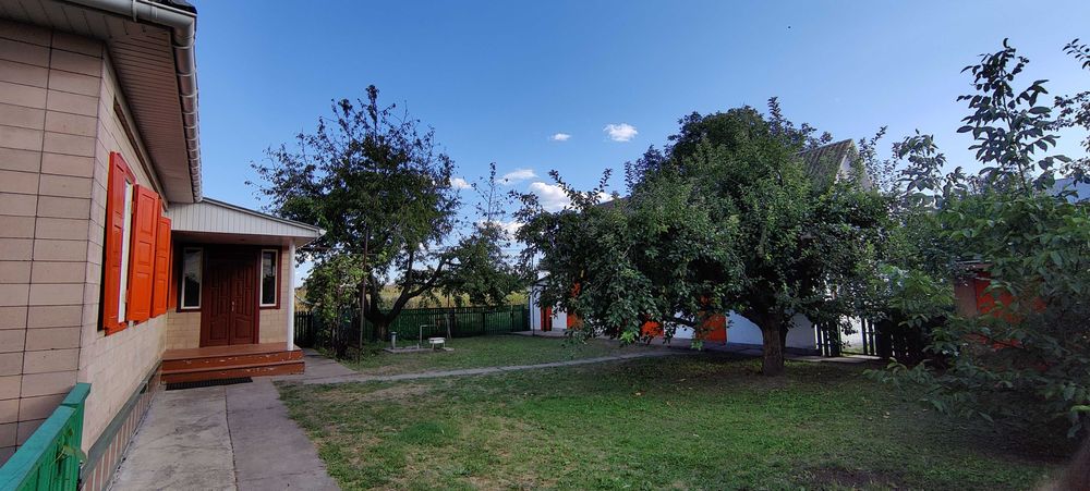 Продаж будинку в с.Білозір'я