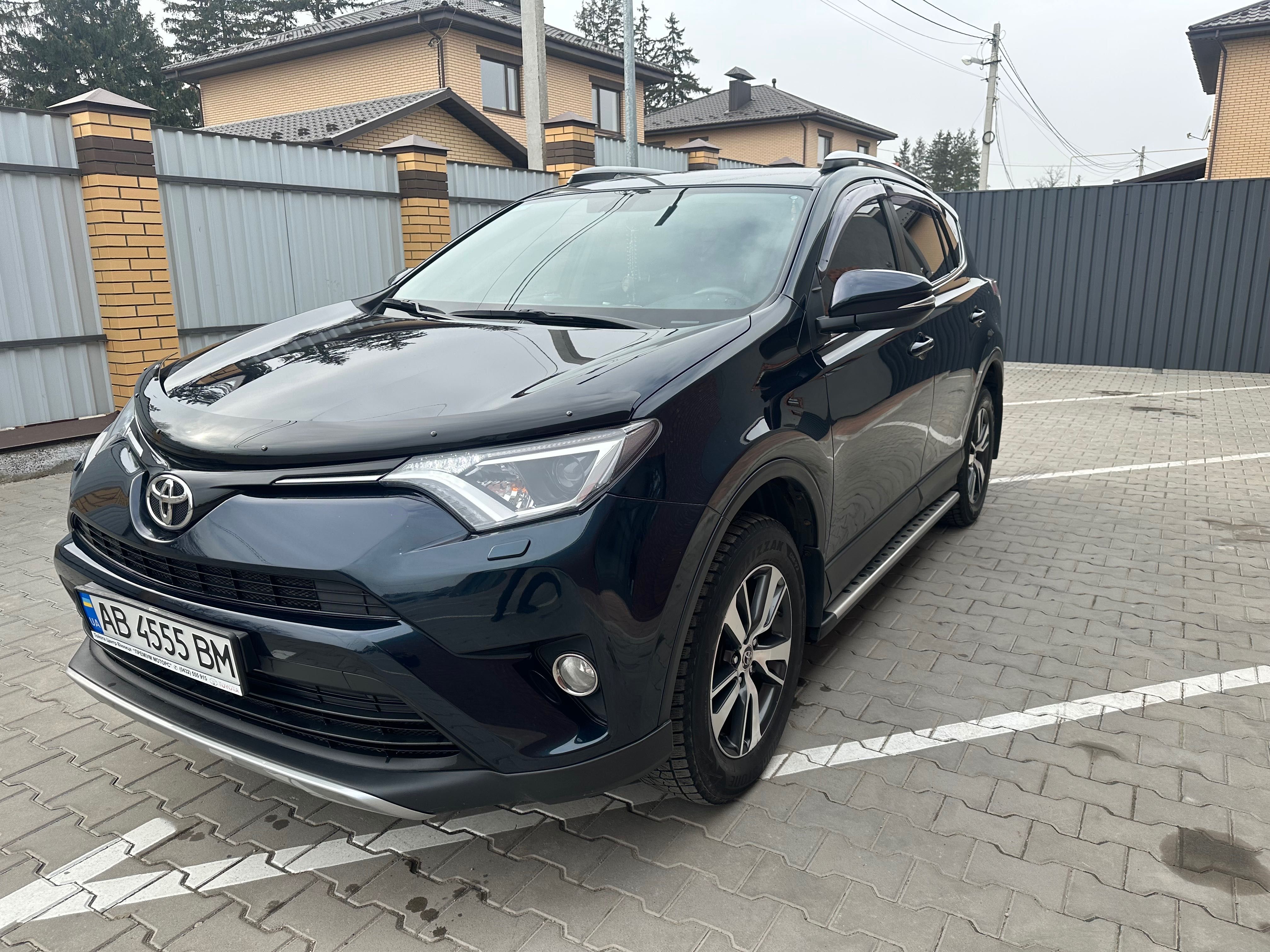 Продам Toyota RAV4