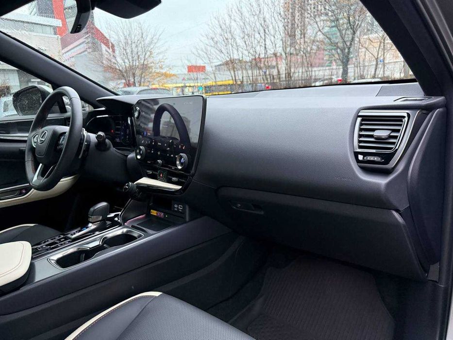 Продам Lexus NX 2022, идеал