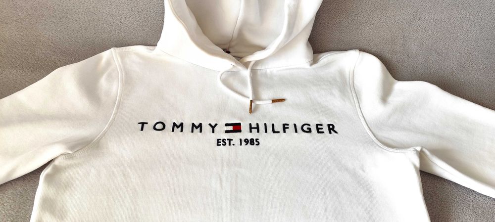bluza Tommy Hilfiger XS ale jak M