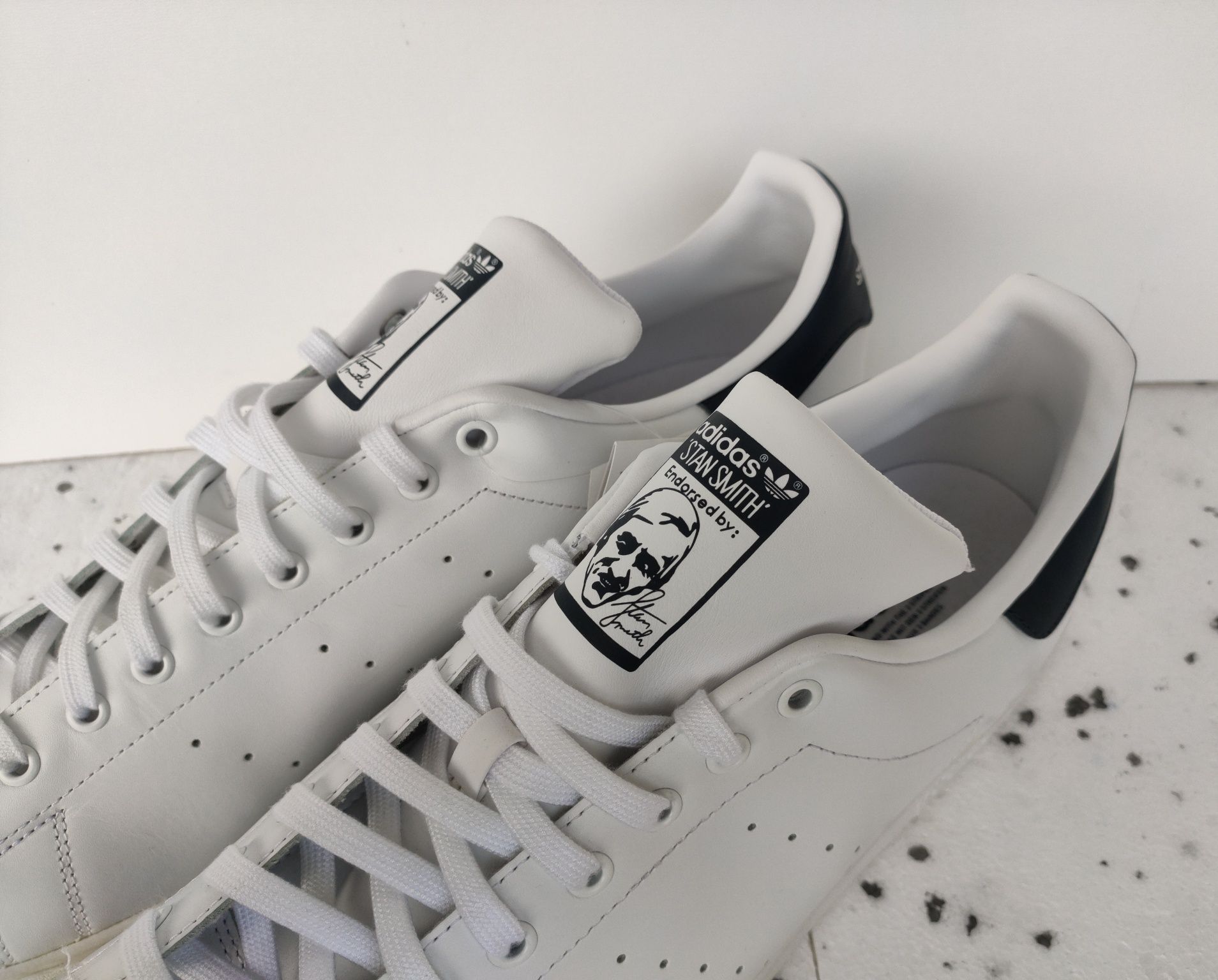 Buty Adidas Orginals Stan Smith sneakersy męskie białe r 55 2/3 36,5cm