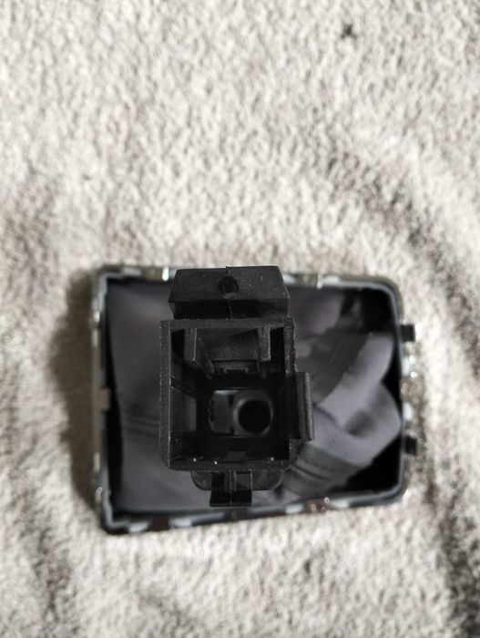 Manete de velocidades com revestimento