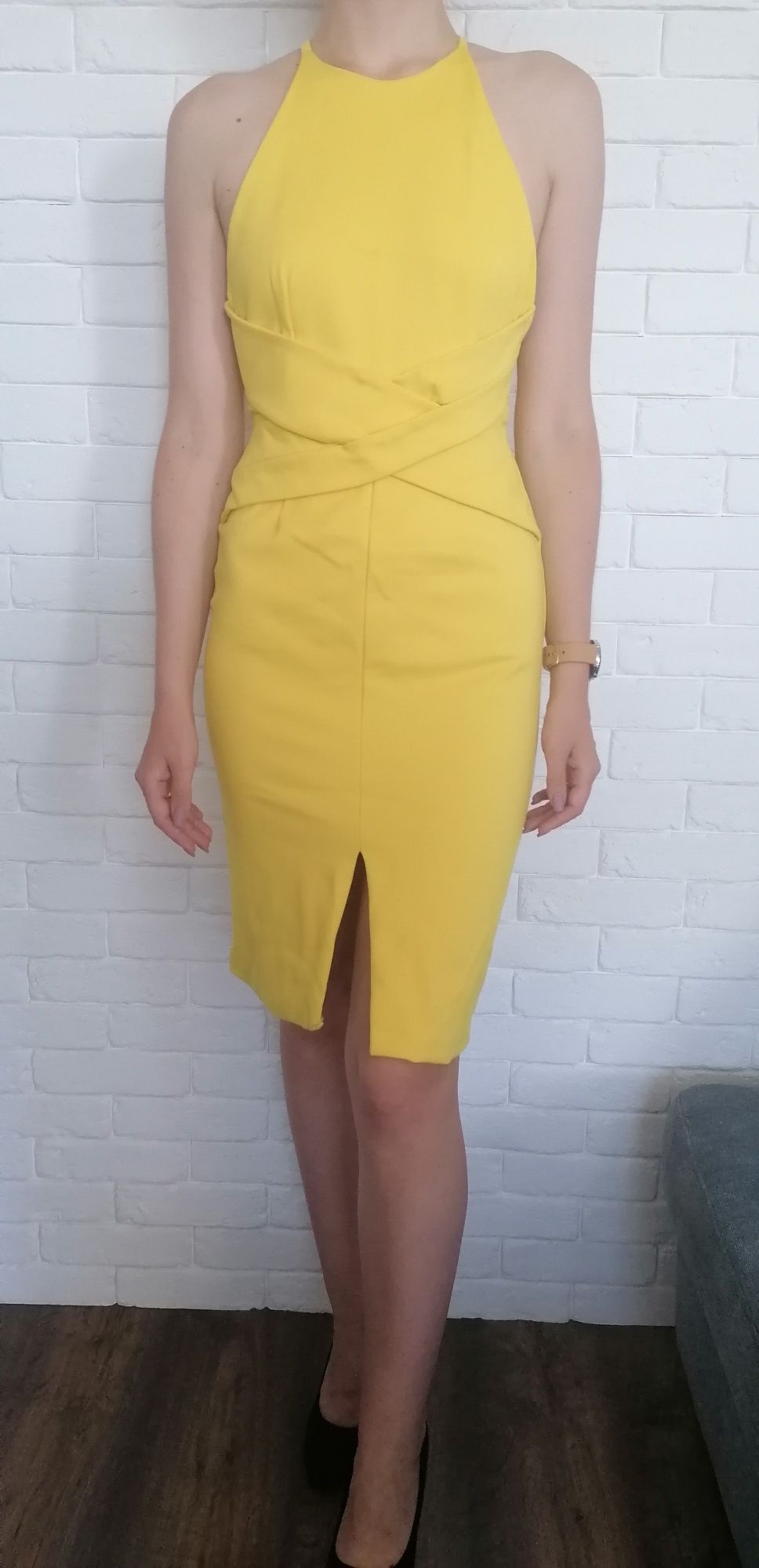 Żółta, dopasowana sukienka roz. 36
