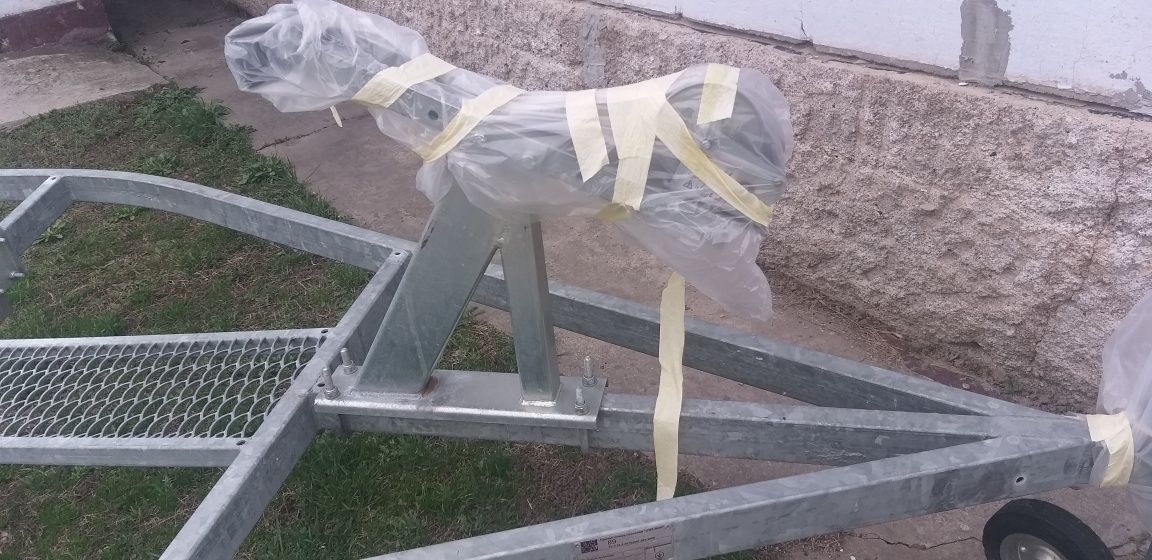 Продам  лодочный Прицеп UMS
