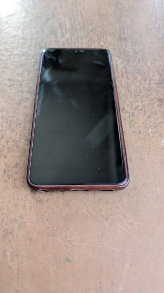 Продаю lg g7 в хорошем состоянии