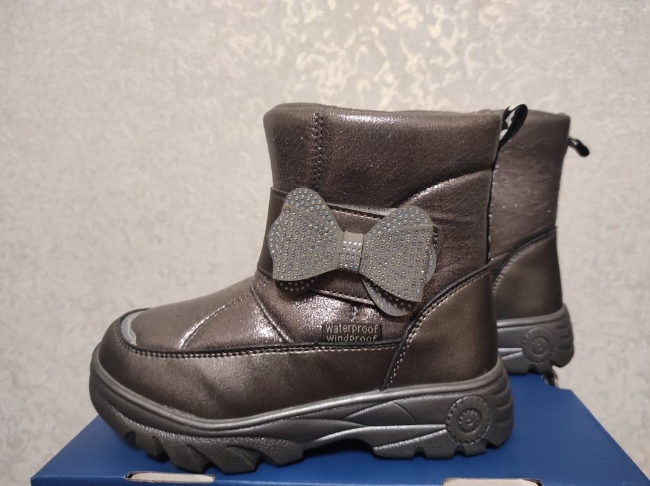 Продам дитячі зимові ботінки