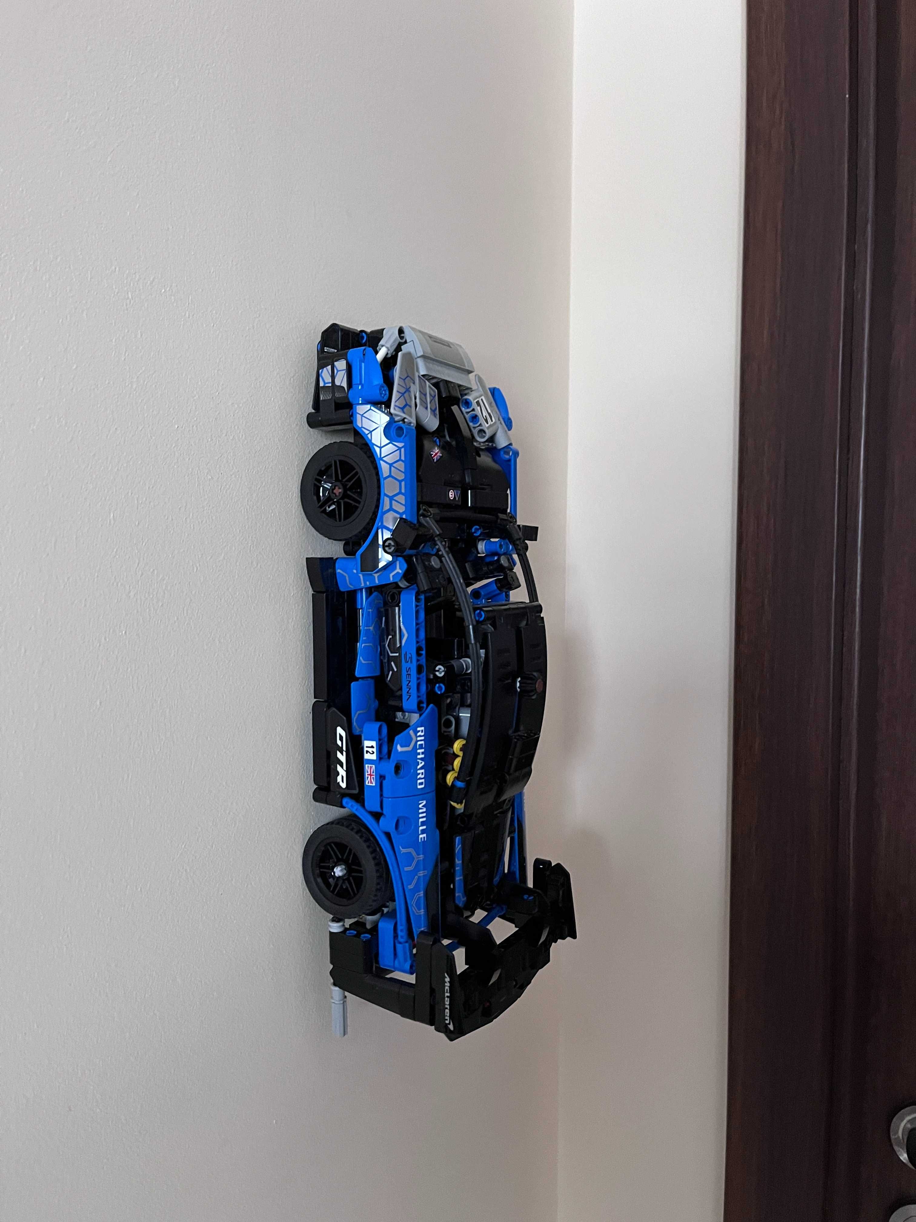 Lego Technic McLaren Senna GTR 42123- Zaczep do zawieszenia na ścianie