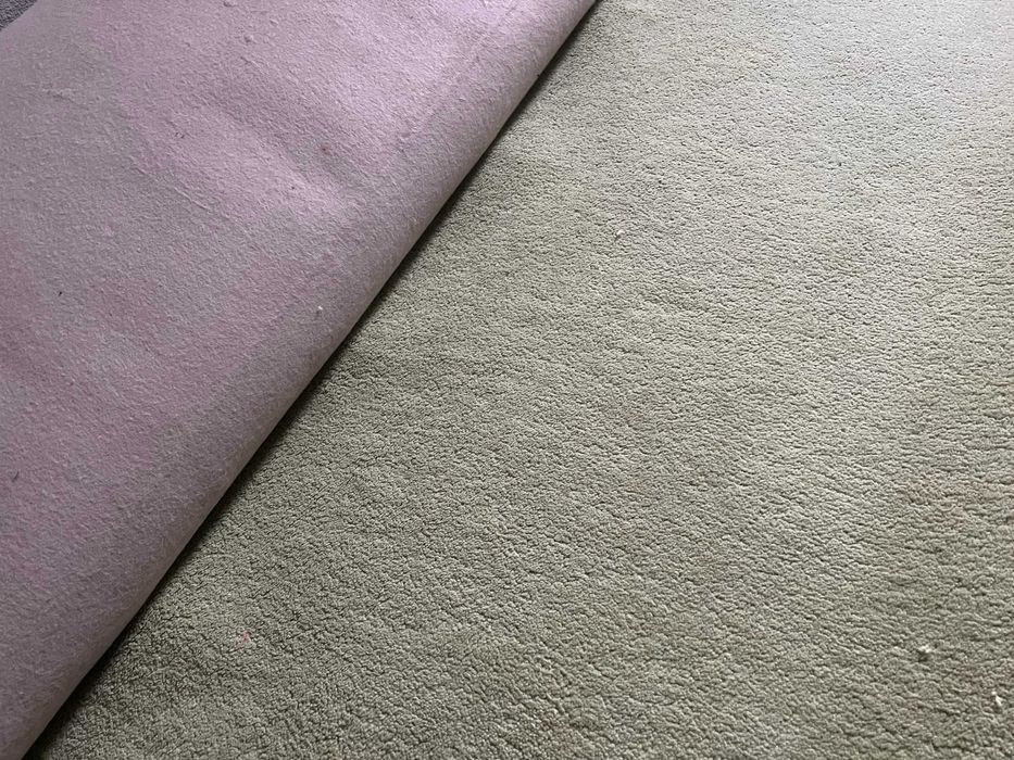 Продам ковролін (килимове покриття)