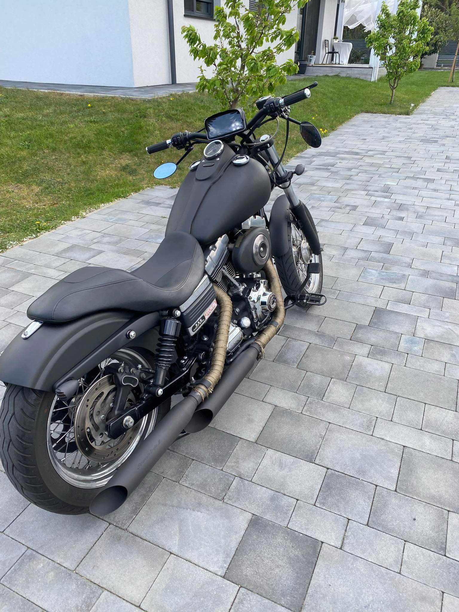 Harley Davidson Dyna street bob