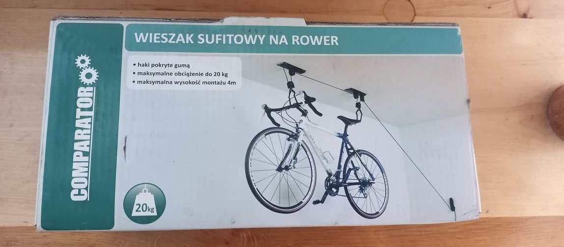 Wieszak sufitowy na rower