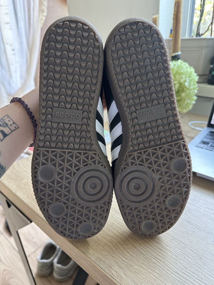 Нові Adidas Samba сорні шкіряні