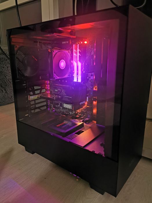 Komputer i5-8400 RGB 16GB CARBON MSI M.2 512GB