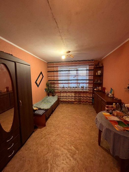Продам кімнату в гуртожитку, р-н Заготзерно, вул. Чорновола