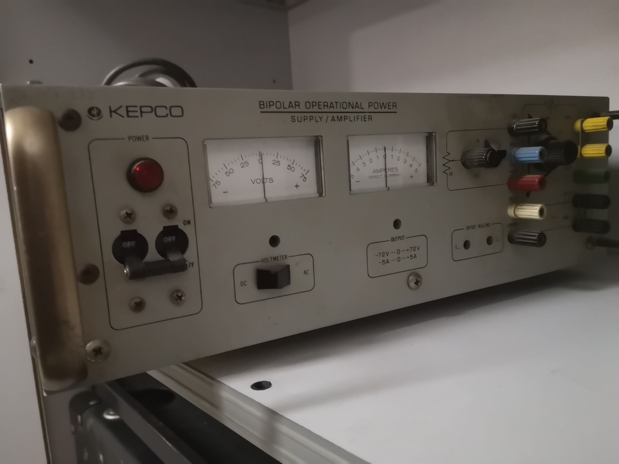 Kepco - Fonte de alimentação bipolar/amplificador (72v5A)