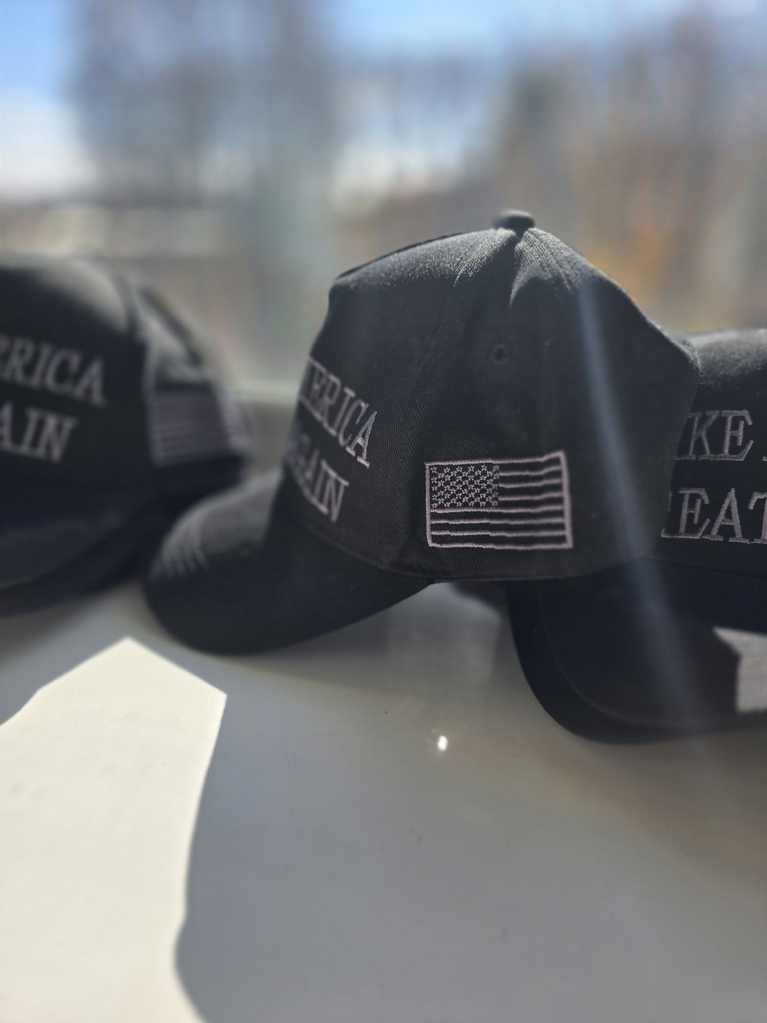 Кепка мужская MAKE AMERICA GREAT AGAIN  черная однотонная хлопковая