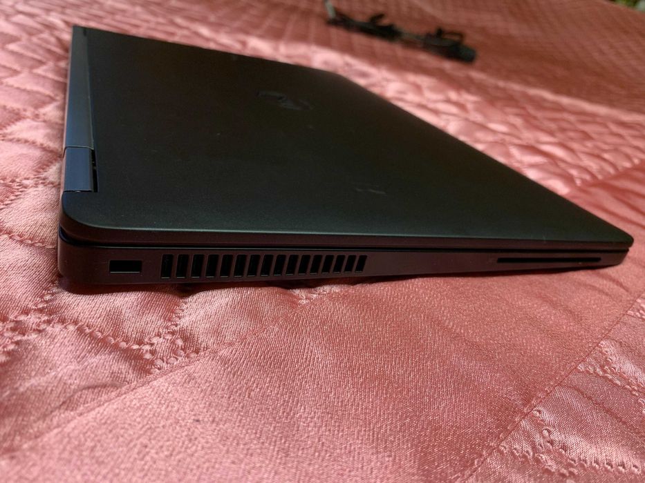 Ноут 256gb SSD DELL Latitude E7270 12,5’‘ i5-6300u 2.5GHz 4gb RAM